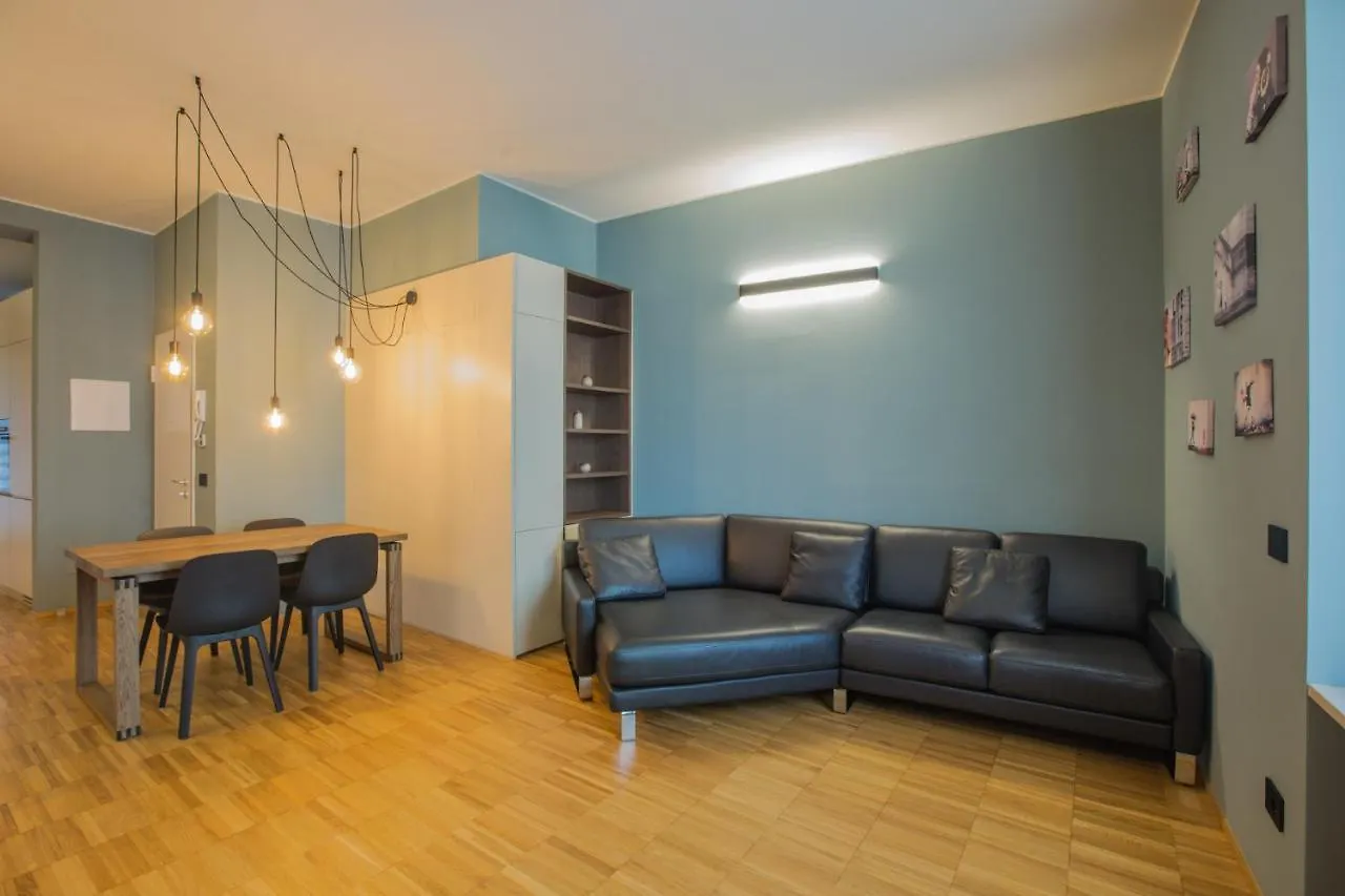 Easylife - Spazioso E Tranquillo Trilocale In Porta Romana Milano 0*,  Italien
