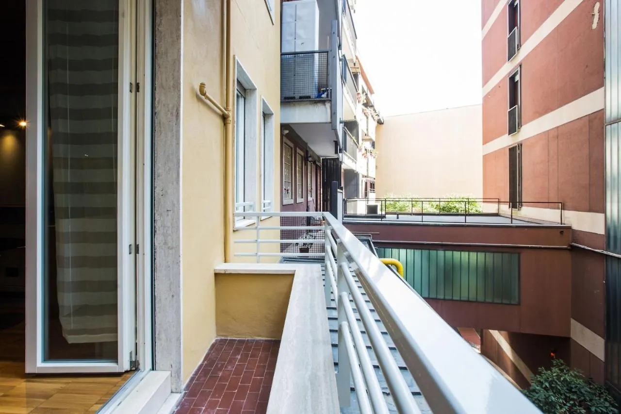 Easylife - Spazioso E Tranquillo Trilocale In Porta Romana Milano Italien